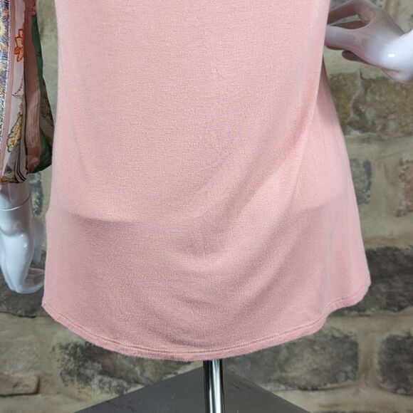 Les Amis Top Woman's Size Small Pink Raglan Sheer Sleeves Boho Print 3/4 Sleeve - Picture 8 of 14